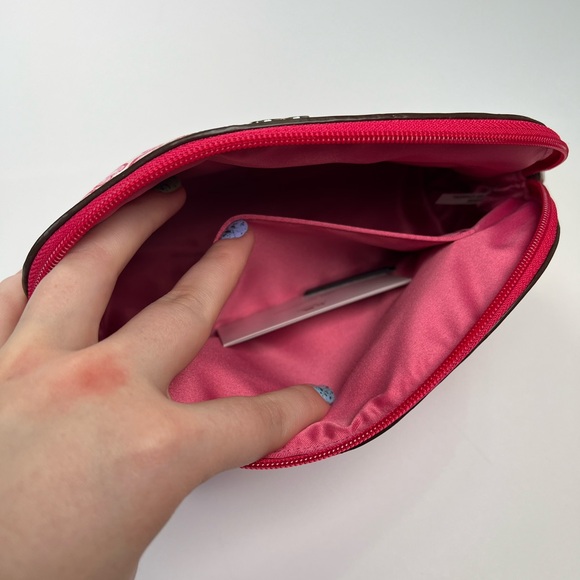 Coach Getaway Heart Print Cosmetic Pouch [B] - Picture 7 of 12
